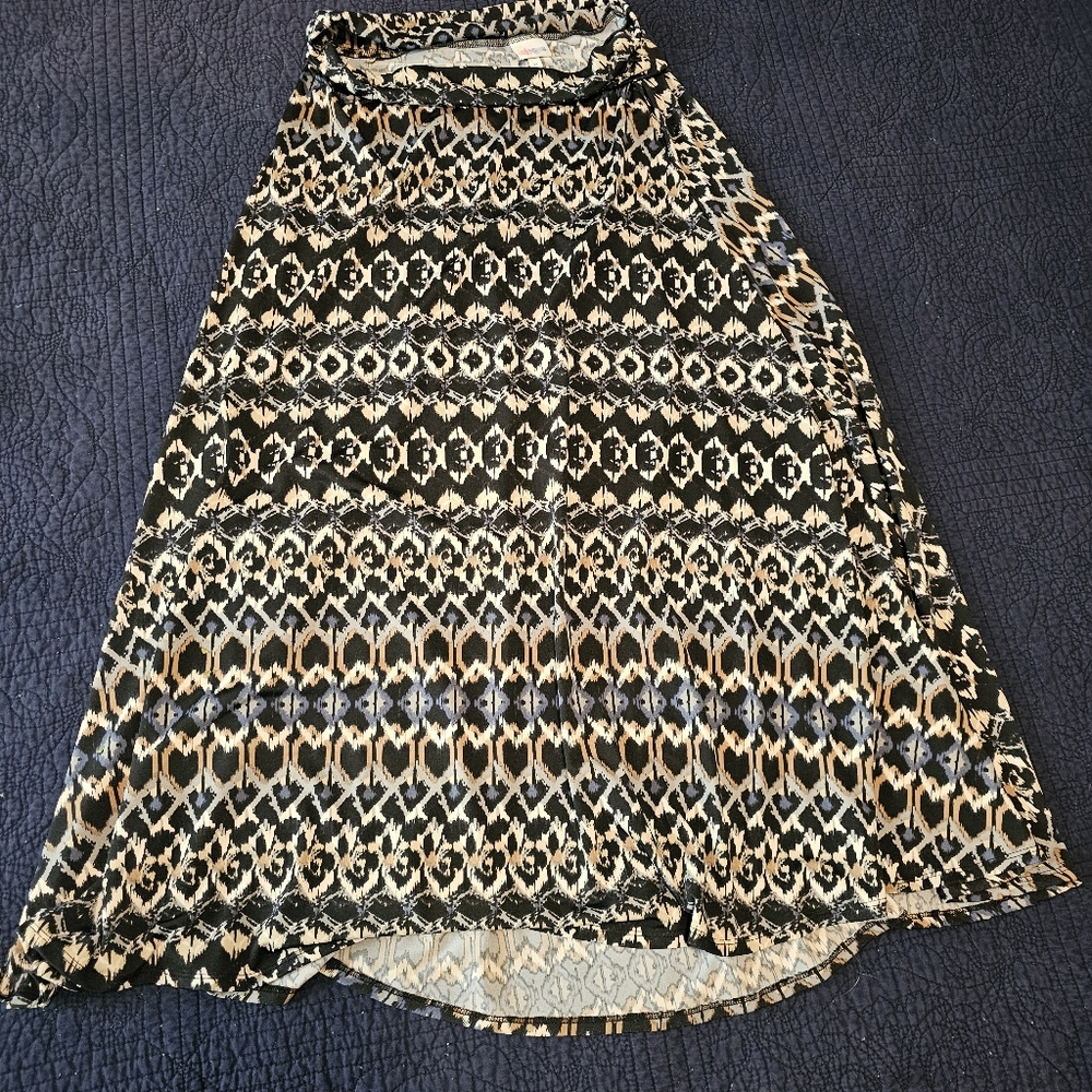 Maxi skirt geometric pattern